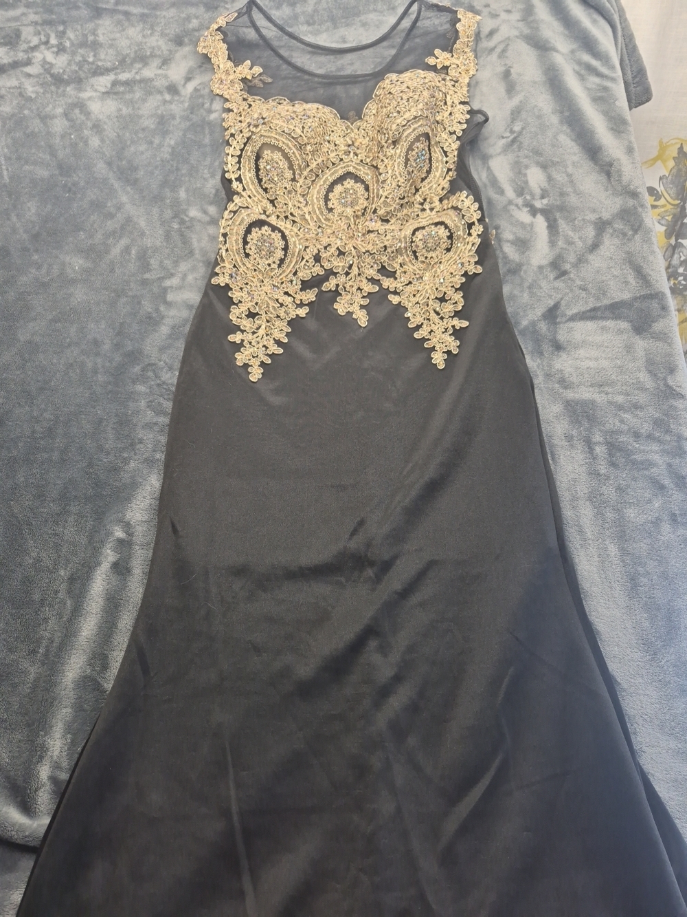 Baby Online Dress Luxury Beads Mermaid Evening Dress Applique Black & Gold Small